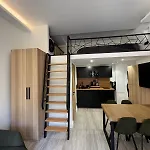 Elegant With Mezzanine, Center Appartement Antibes